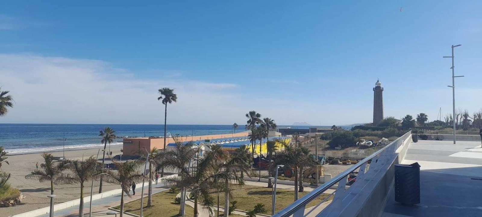 Junto A La Playa Del Cristo Cerca Del Puerto Apartment Estepona Exterior photo